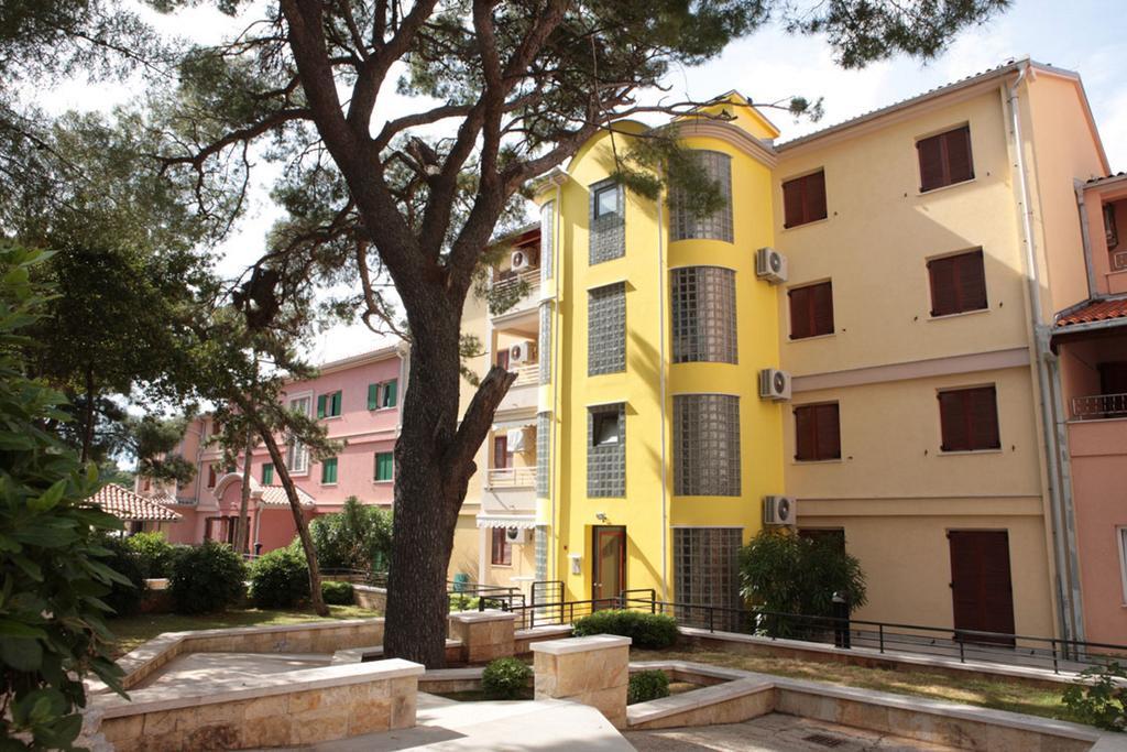 Apartments Punta Вели-Лошинь Экстерьер фото
